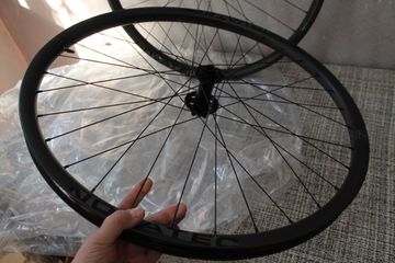 Novatec M30 Carbon MTB Wheelset 29" BOOST bike d'occasion — image 6 sur 17