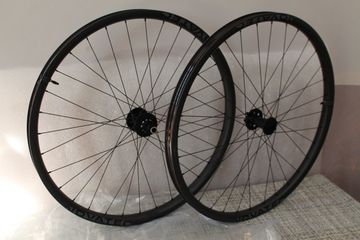 Novatec M30 Carbon MTB Wheelset 29" BOOST bike d'occasion — image 4 sur 17