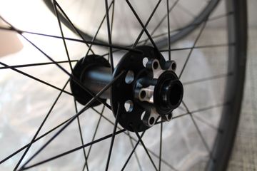 Novatec M30 Carbon MTB Wheelset 29" BOOST bike d'occasion — image 7 sur 17