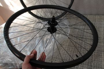 Novatec M30 Carbon MTB Wheelset 29" BOOST bike d'occasion — image 10 sur 17