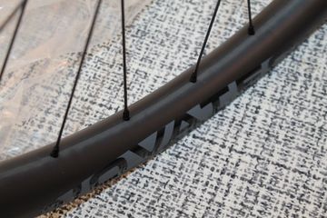 Novatec M30 Carbon MTB Wheelset 29" BOOST bike d'occasion — image 9 sur 17