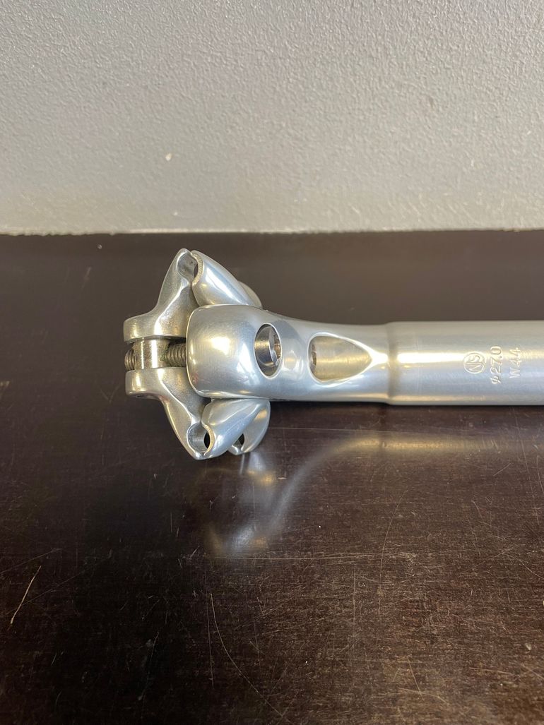 Used NITTO NJS NJS P72 Jaguar Seatpost 27.0mm GC 2007 bike — image 12 of 20