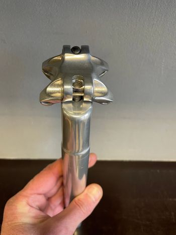 Used NITTO NJS NJS P72 Jaguar Seatpost 27.0mm GC 2007 bike — image 2 of 20