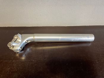 Used NITTO NJS NJS P72 Jaguar Seatpost 27.0mm GC 2007 bike — image 16 of 20