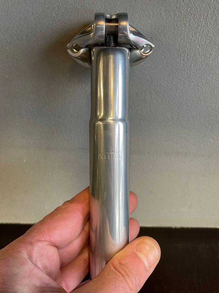 Used NITTO NJS NJS P72 Jaguar Seatpost 27.0mm GC 2007 bike — image 3 of 20