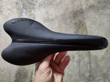Używany Triton Oxygen Sattel Saddles & Seatposts