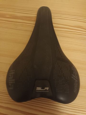 Used Selle Italia slr boost bike — image 3 of 5