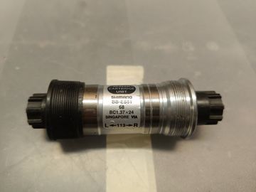 Shimano BB-ES51 68 Drivetrain & Pedals usato