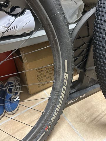 Used Carbon-Ti Carbon Ti + Duke Wheelset 2023 bike — image 20 of 22