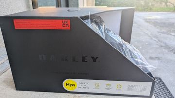 Used Oakley Aro3 2025 bike — image 4 of 6