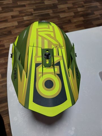 Used 2020 O'neal 3 Series Riff 2.0 Motocross Enduro MTB Helm gelb/grün 2020 Oneal: Größe: M (57-58cm) bike — image 4 of 4