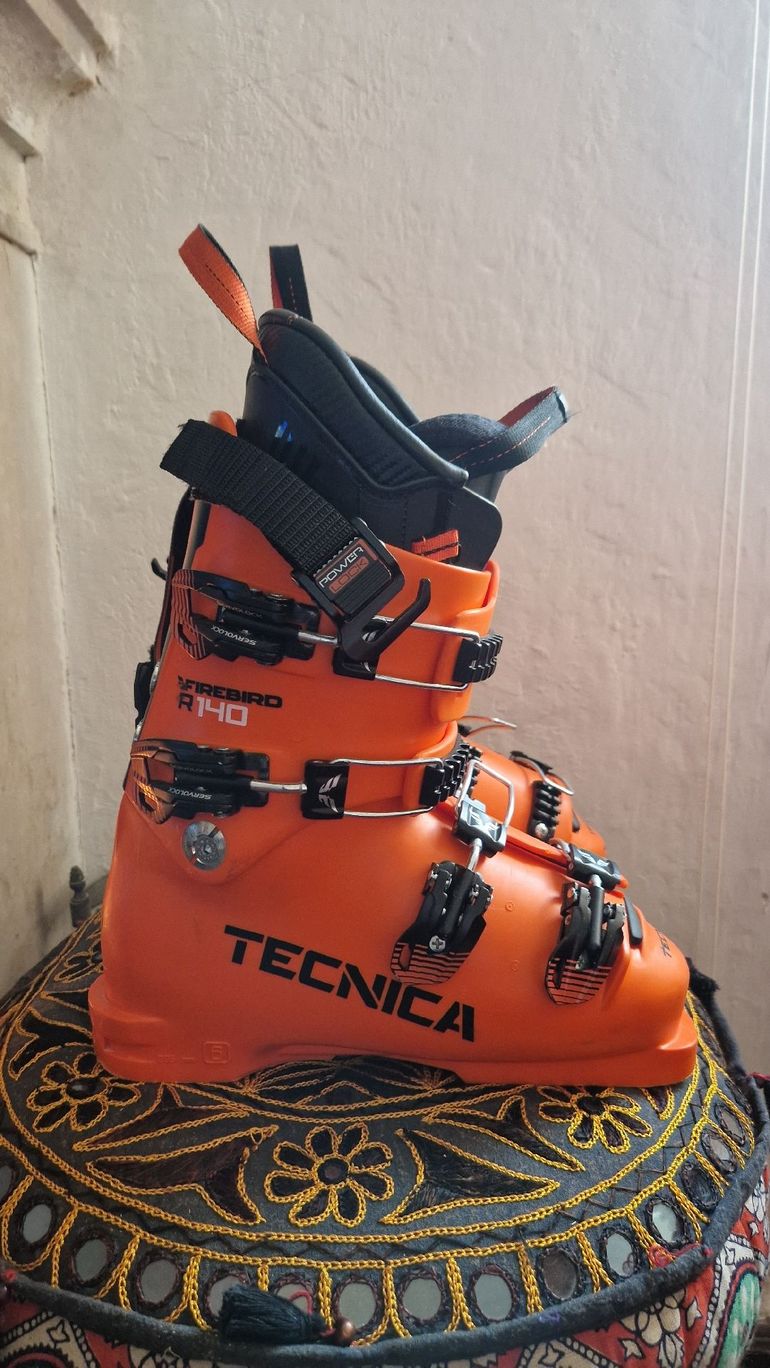 Used Tecnica Firebird R 140 bike — image 1 of 4