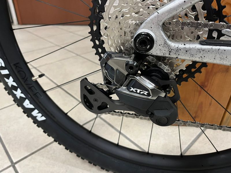 Gebrauchtes Shimano XTR Di2 M9200 12-speed Wireless Upgrade KIT 2026 Groupset