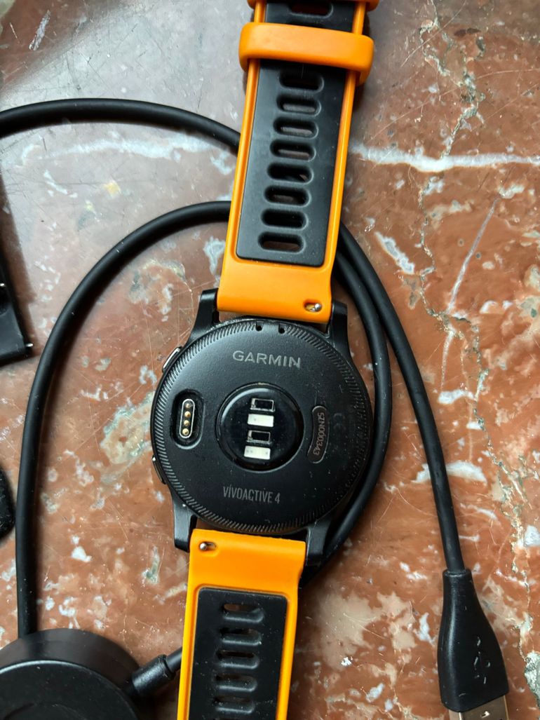 Used 2024 Vivoactive 4 GPS Smartwatch bike — image 3 of 4