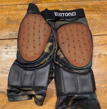 Used Burton Para Coccige 2023 bike — image 2 of 3