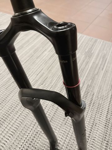 Brugt 2024 Lyrik 29" 160mm Travel bike — billede 5 af 13