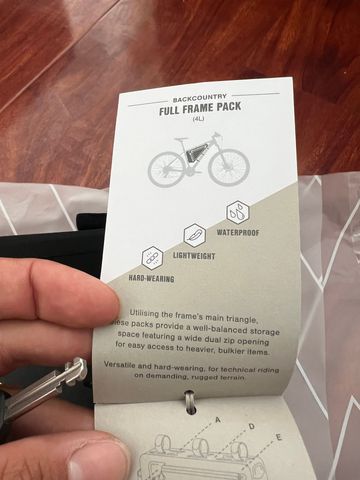 Used Apidura BACKCOUNTRY FULL FRAME BAG bike — image 6 of 7
