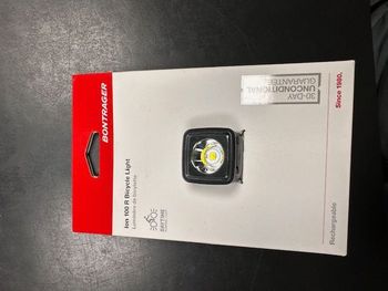 Trek, Ion 100 R Front Light