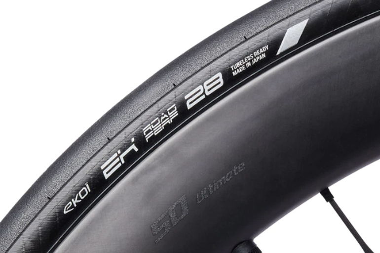 Used Ekoi Road Perf 28 TUBELESS READY Noir 2025 bike — image 1 of 2