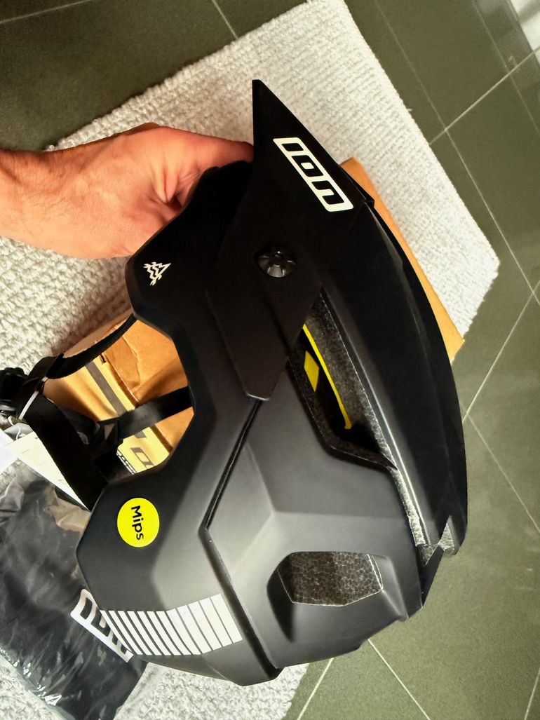Used Ion Traze MIPS Talla M 2026 bike — image 7 of 9