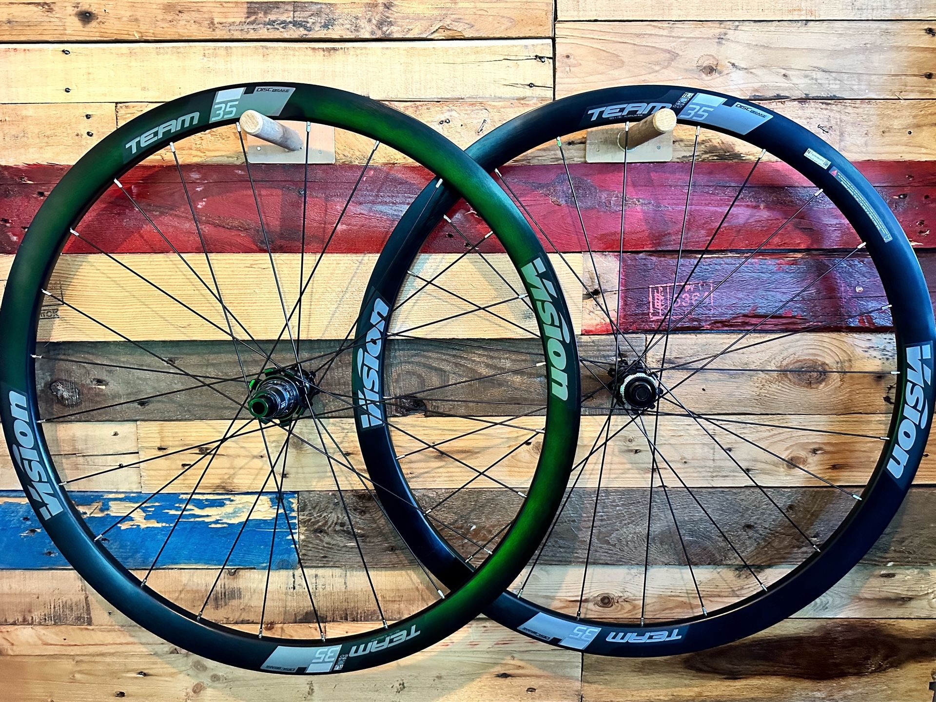 50％OFF！！コスパ最強！ VISION TEAM35 COMP SL ホイールセット 710 