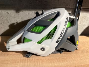 Brugt Endura Kask ENDURA MT500 II rozm M/L bike — billede 5 af 9