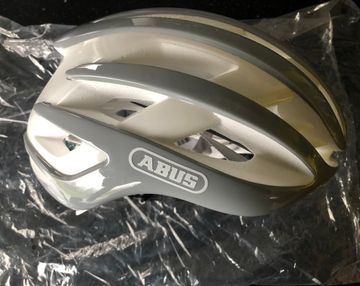 Použité ABUS Airbreaker Pure Grey L bike — obrázek 2 z 10