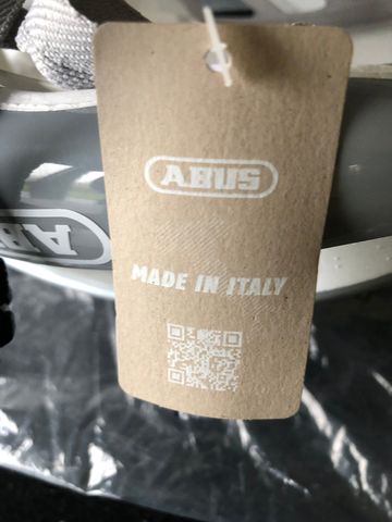 Použité ABUS Airbreaker Pure Grey L bike — obrázek 10 z 10