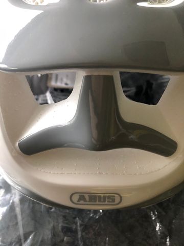 Použité ABUS Airbreaker Pure Grey L bike — obrázek 5 z 10