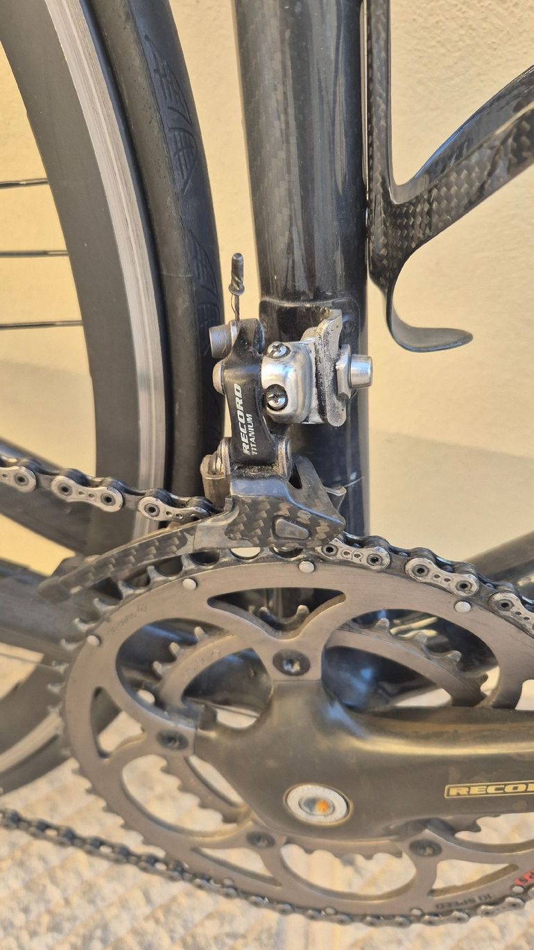 Used 2009 campagnolo record titanium bike — image 7 of 23