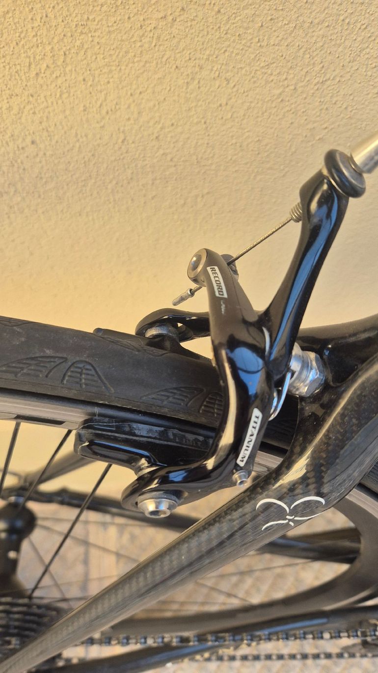 Used 2009 campagnolo record titanium bike — image 9 of 23