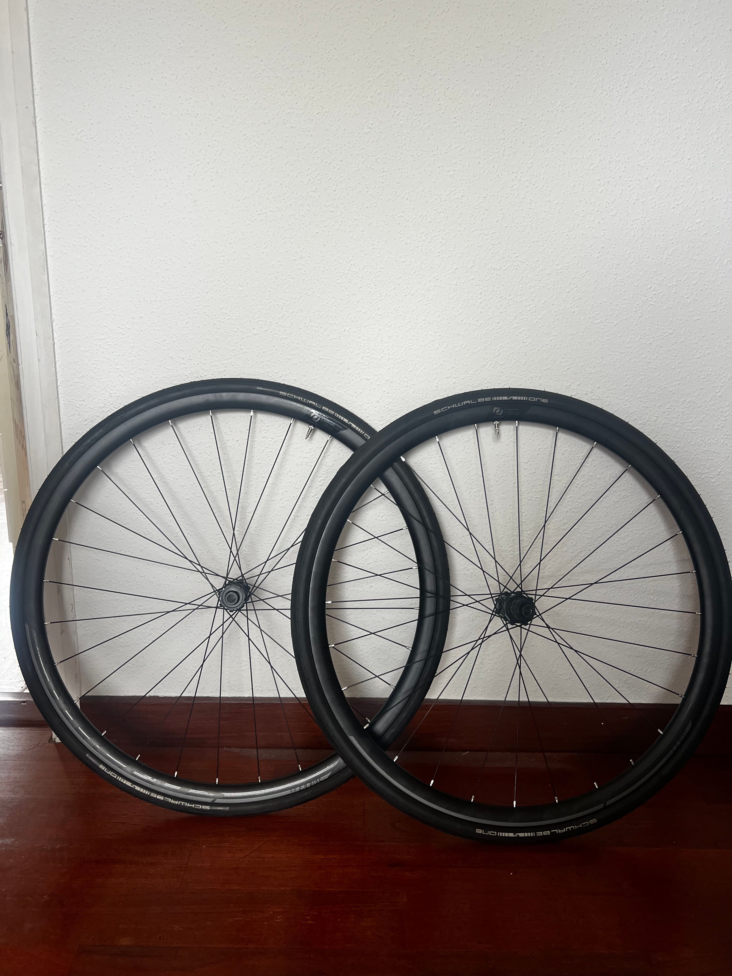 【美品】Syncros RR2.0 Disc ディスクブレーキ ホイール 美品】Syncros RR2.0 Disc ディスクブレーキ ホイール 【公式通販】