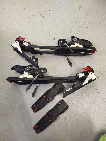 Used 2023 F10 Tour Skiing & Skitouring