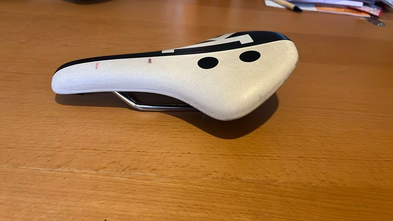 Used Fizik zadel bike — image 3 of 4