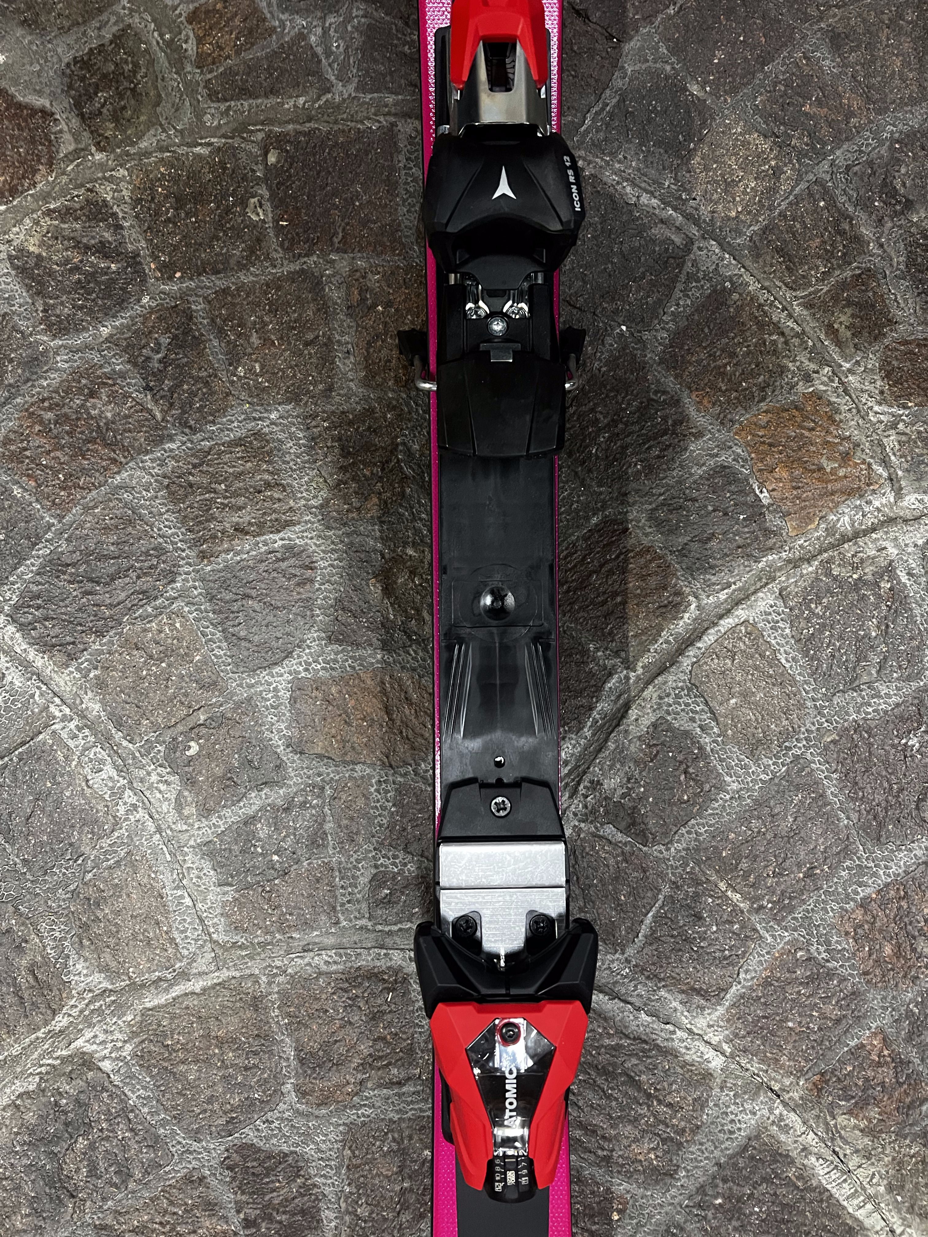 Atomic Redster S9 RS Revoshock S Skis 2026