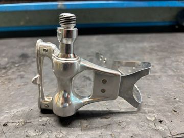 Used Rino Vintage Road Bike Pedals bike — image 4 of 4