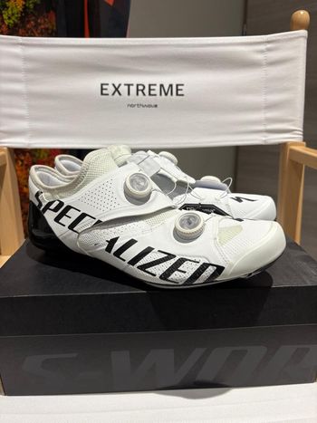 Chaussures De Cyclisme Pearl Izumi Taille 38 – Grises, Route, Scratch – Unisexe