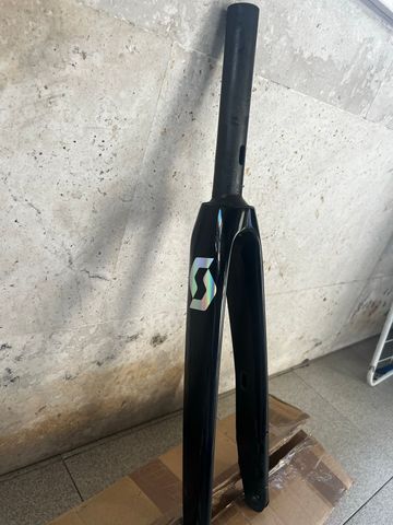 Used 2020 Horquilla bike — image 3 of 8
