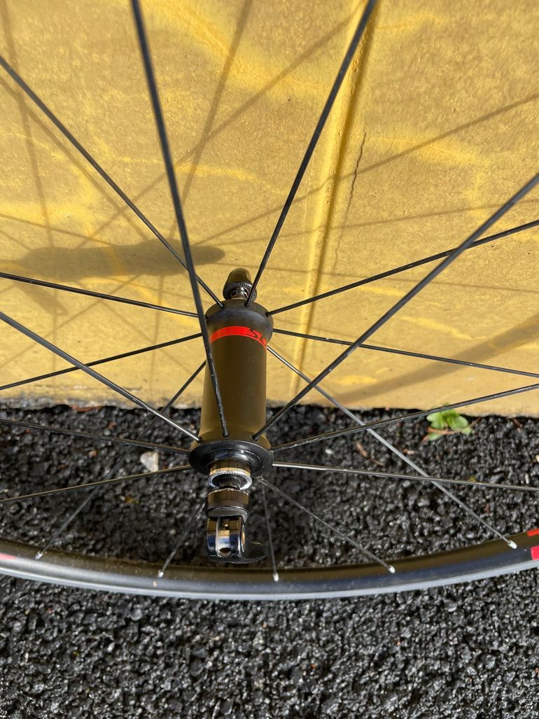 Used Syncros Roue avant alu freinage à patins 2018 bike — image 2 of 3
