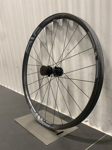 Used Enve G27 650B Gravel Wheel 2025 bike — image 6 of 7
