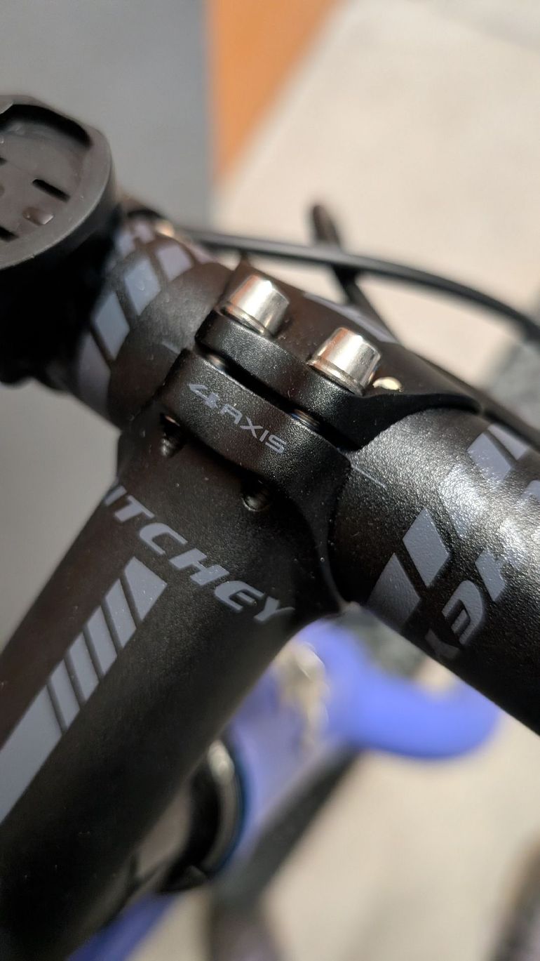 Used 2025 Potencia Stem 4 axis bike — image 6 of 7