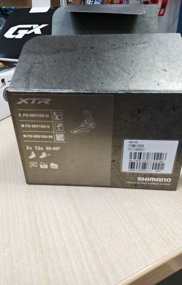 Used 2025 XTR FD-9100 2x12 bike — image 2 of 2