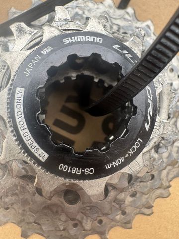 Used 2025 Ultegra CS-R8101 12V 11/30 Drivetrain & Pedals