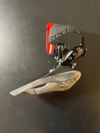 Sram, Deragliatore AXS SRAM