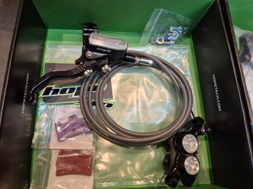 Used Hope Tech 4 Evo GR4 2026 bike — image 2 of 3