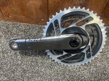 2024 Red 12v Crank Drivetrain & Pedals usato