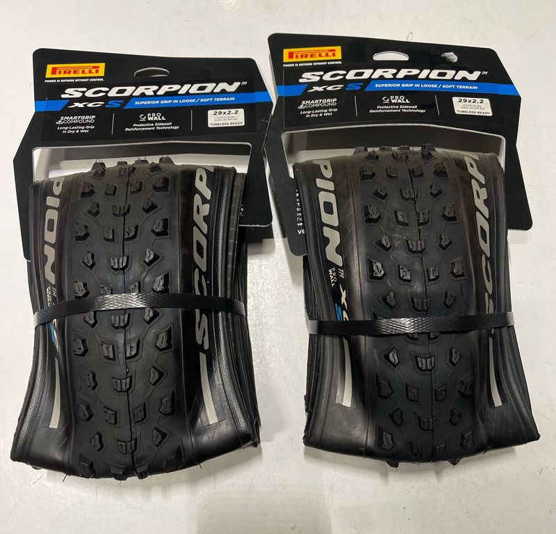 Used Pirelli Coppia Copertone Pirelli Scorpion Xc S ProWall 29x2.20 Tyres & Tubes