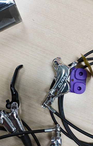 Použité 2025 Cura 4 Silver Brakes