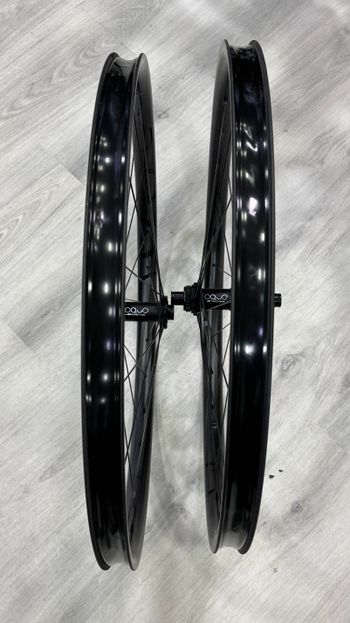 OQUO, MP30 Team Carbon Wheelset