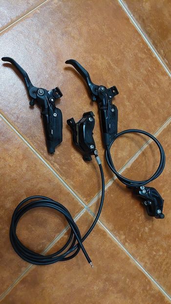 Sram, RSC 4-piston Brake Levers and Calipers